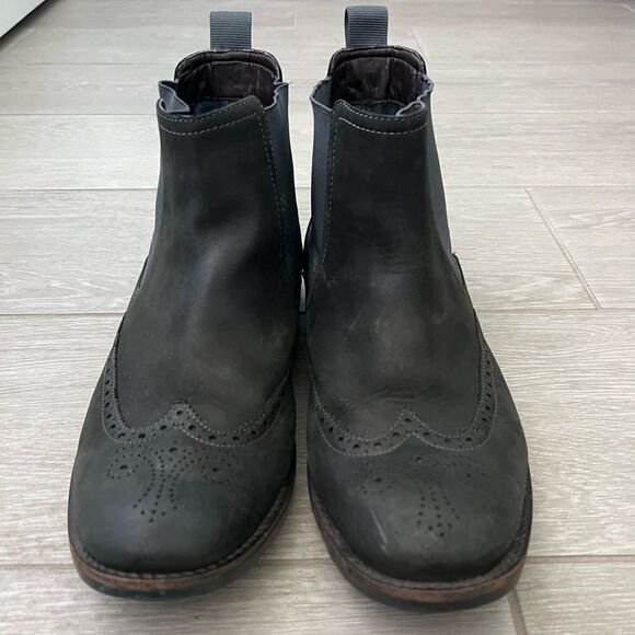 Clarks Garnet Wingtip Chelsea Boot Dark Grey Leather 11 M main image 2